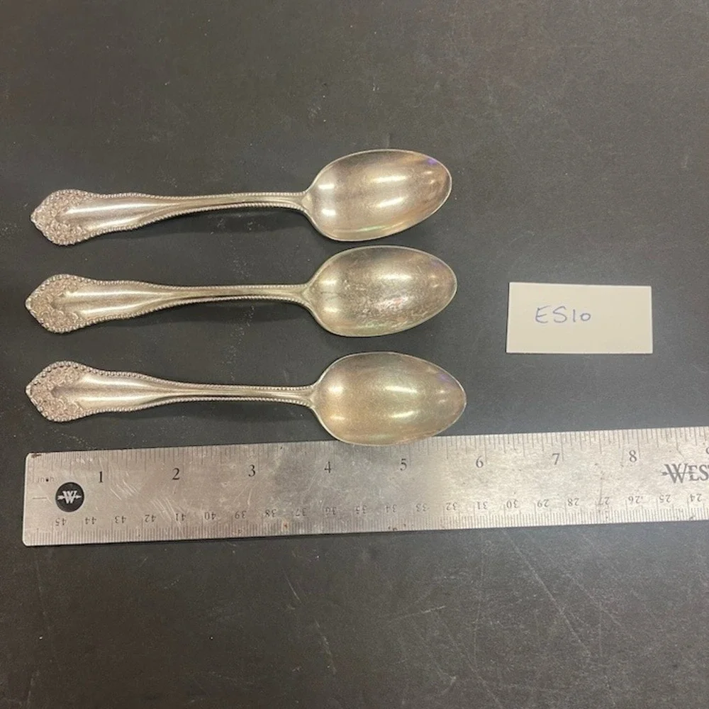 Wm Rogers & Son AA Silverplate 3 Teaspoons Vintage Ornate Floral Beaded ES10‎